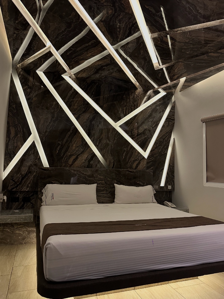 Suite con Piscina - Habitación